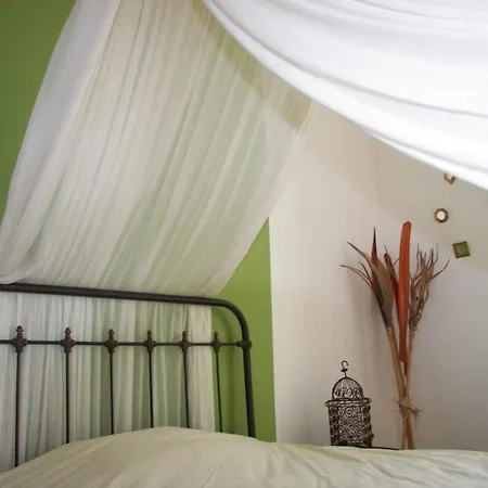 Domaine Du Noble Alojamento de Acomodação e Pequeno-almoço *