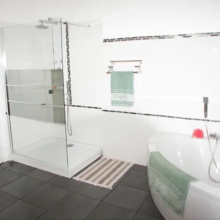 Domaine Du Noble Bed & Breakfast Saint-Jean-de-Thurac